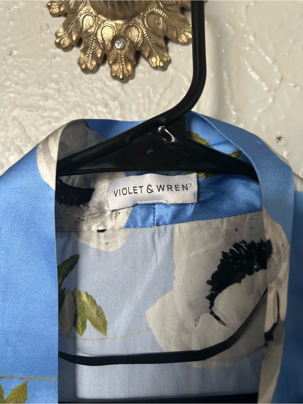 Violet & Wren Silk Robe - Picture 3 of 7